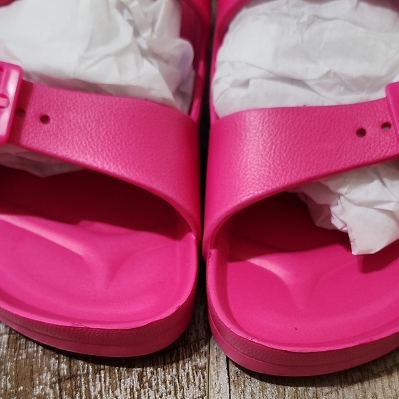 PrettyLittleThing Pink Slip-On Sandals - Picture 6 of 10